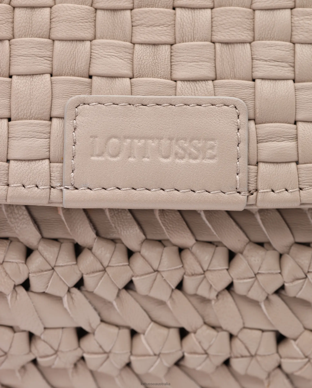 Collection Lottusse Accessories Off White NT4PP425 Noodbag Braided Washed Lamb Top Handle Bag